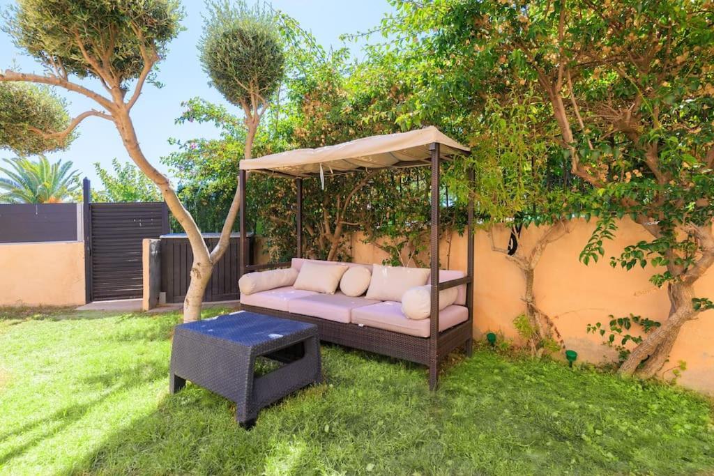 Adosado Con Jardin En Los Xalets De Salou Bagian luar foto