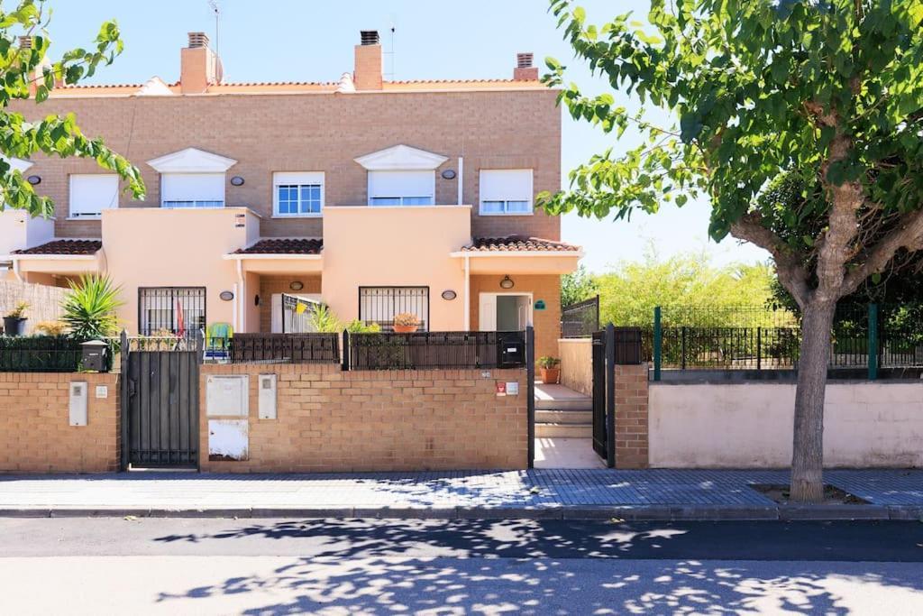 Adosado Con Jardin En Los Xalets De Salou Bagian luar foto